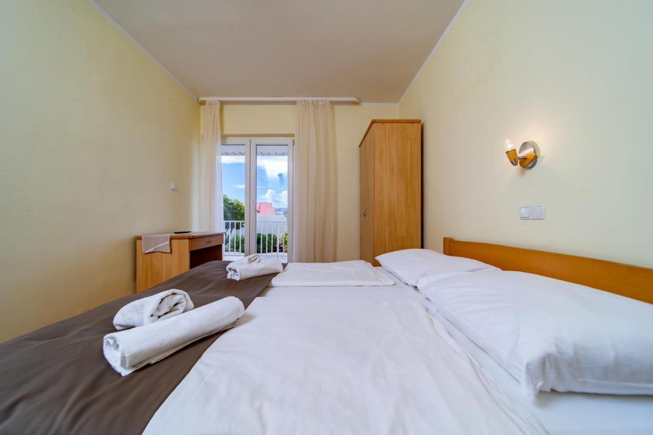 Apartments Stare Brajde Лопар Экстерьер фото
