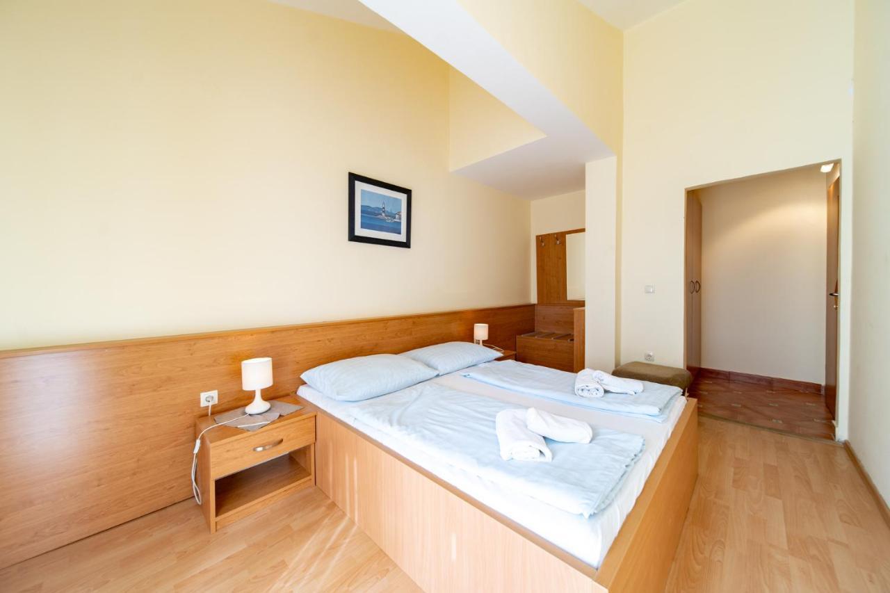 Apartments Stare Brajde Лопар Экстерьер фото