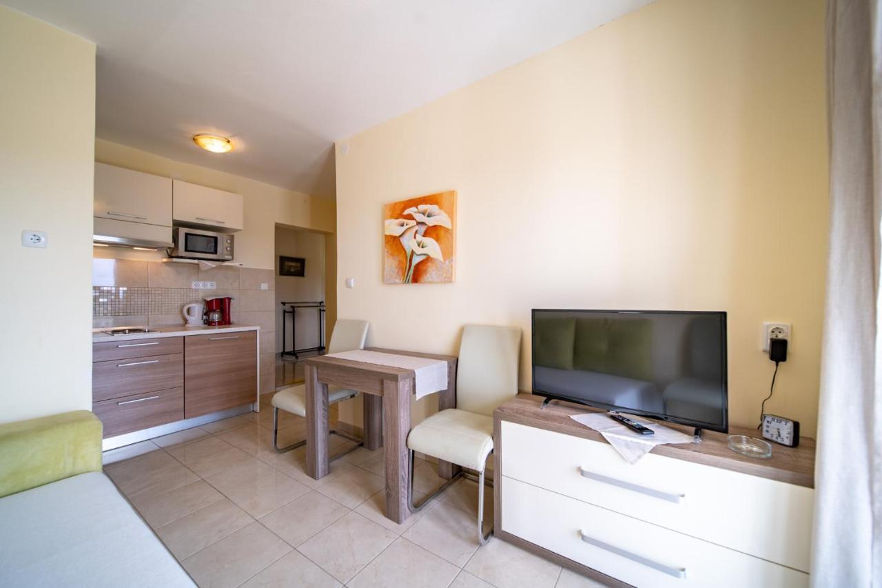 Apartments Stare Brajde Лопар Экстерьер фото